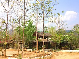 Montri Garden House