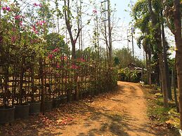 Montri Garden House