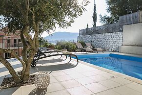 Villa Isalos