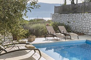 Villa Isalos