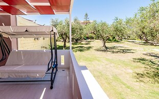 Arazzo Apartments