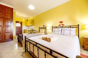 Arazzo Apartments