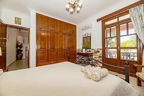 Arazzo Apartments