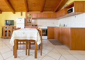 Arazzo Apartments