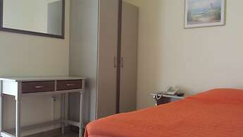 Takis Hotel