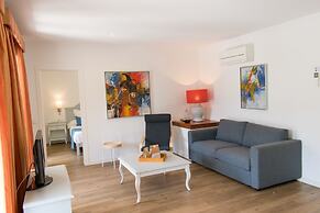 LiLi Apartments