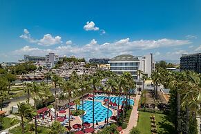 Trendy Palm Beach (Adults Only, 16+)