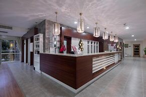Trendy Side Beach (Adults Only, 16+)