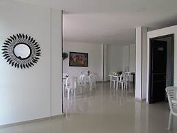Hotel Diamonds