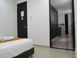 Hotel Diamonds