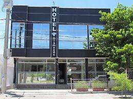 Hotel Diamonds