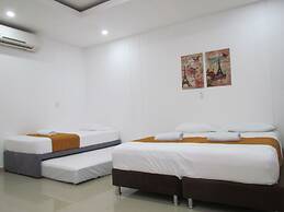 Hotel Diamonds