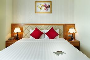 Serene Beach Hotel Danang