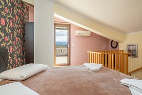 Areti Suites Chania