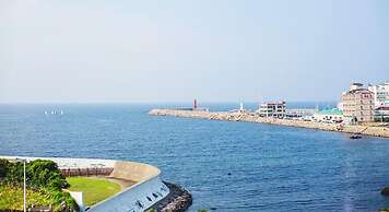 Sunbeach Resort
