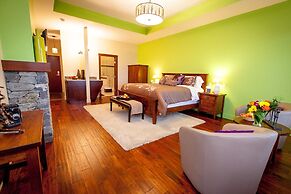 Hillcrest Farm Market B&B