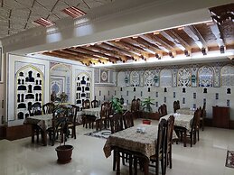 Ziyobaxsh Hotel
