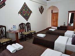 Ziyobaxsh Hotel