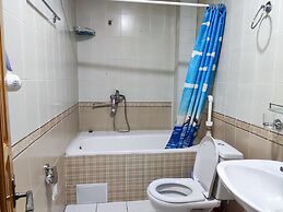 Ziyobaxsh Hotel