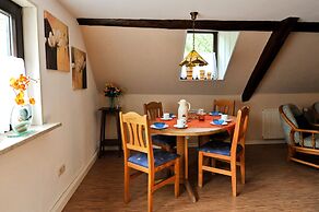 Ferienwohnungen & Gästezimmer Kachel