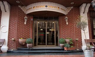 Hotel Sapphire