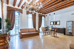 San Teodoro Palace Luxury Apartments