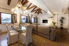 San Teodoro Palace Luxury Apartments