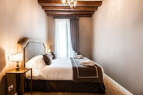 San Teodoro Palace Luxury Apartments