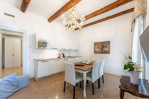 San Teodoro Palace Luxury Apartments