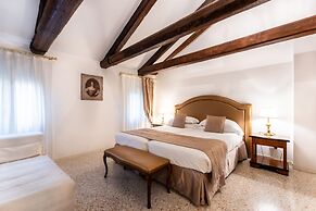 San Teodoro Palace Luxury Apartments