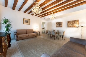 San Teodoro Palace Luxury Apartments
