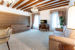 San Teodoro Palace Luxury Apartments
