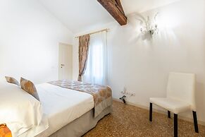 San Teodoro Palace Luxury Apartments