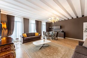 San Teodoro Palace Luxury Apartments