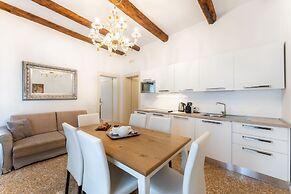 San Teodoro Palace Luxury Apartments