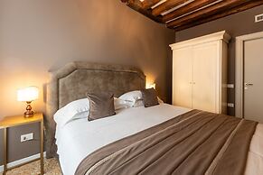 San Teodoro Palace Luxury Apartments