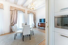 San Teodoro Palace Luxury Apartments