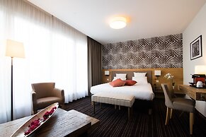 Brit Hotel Le Lodge