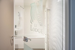 Brit Hotel Le Lodge