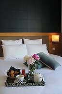 Brit Hotel Le Lodge