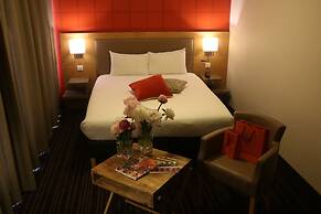 Brit Hotel Le Lodge