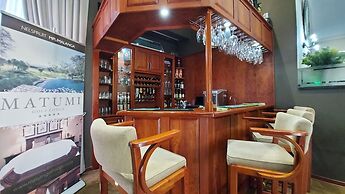 Matumi Golf Lodge
