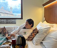 Friends Hotel & Rooftop - Historic Center & Museums