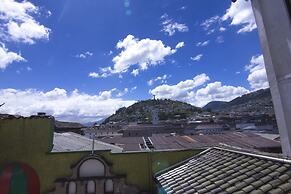 Friends Hotel & Rooftop - Historic Center & Museums