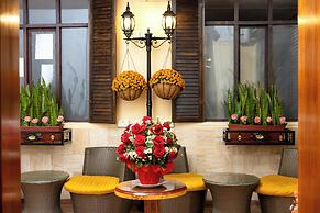 Friends Hotel & Rooftop - Historic Center & Museums