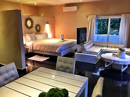 CASA-22 Luxury Boutique Hotel