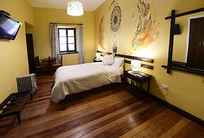 Yabar Hotel Plaza