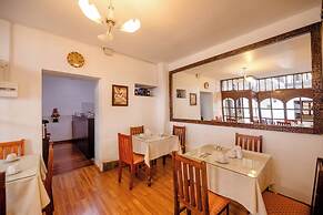 Yabar Hotel Plaza