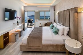 Aura Suites