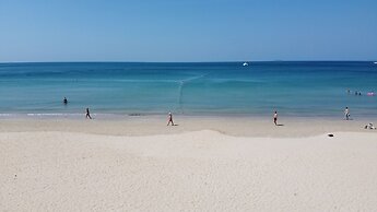 Lanta Island Resort